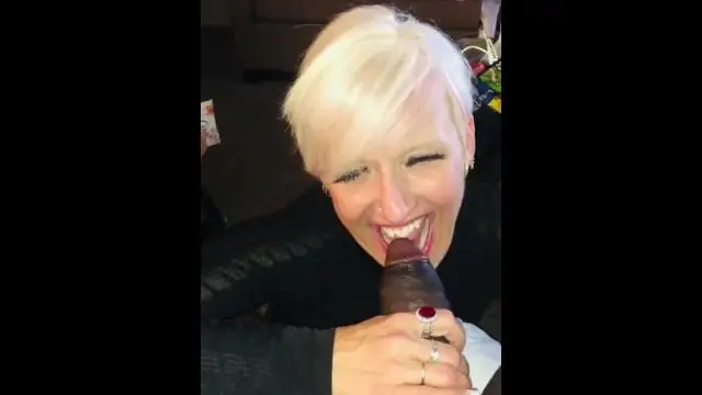 Honeybee sucking bbc on the 10th floor at Omni hotel! Soul snatchers!💦👌🏾🔥🍾